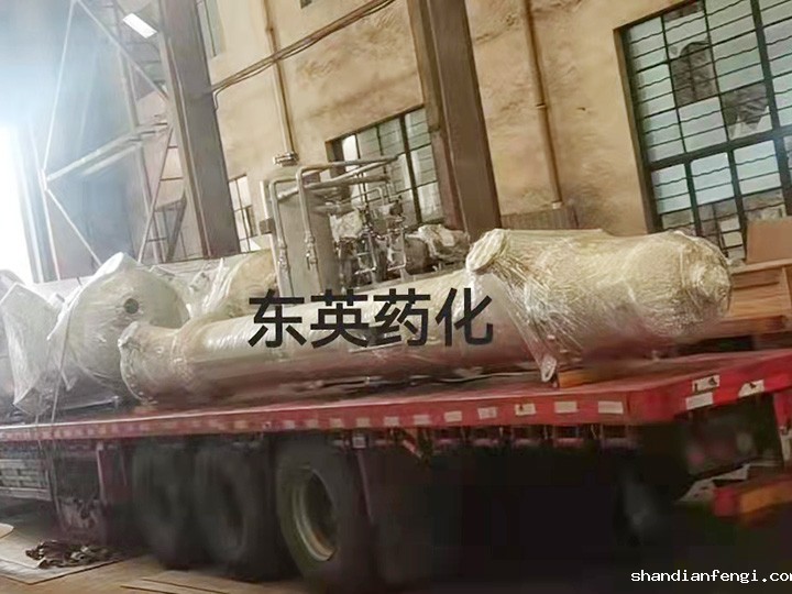 2021.10.29 发往重庆的列管式换热器，储罐顺利交付