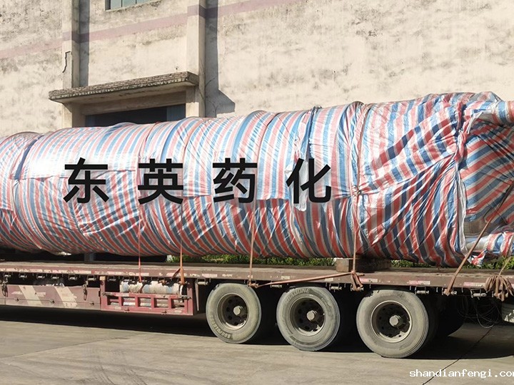 2022.10.20 发往重庆的搅拌罐，储罐顺利交付